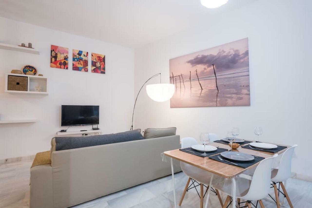 Design Apartment In The City Center Málaga Buitenkant foto